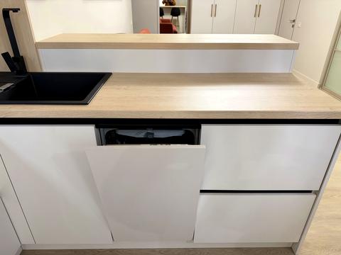 квартира за адресою Степана Бандери вул., 77-Б