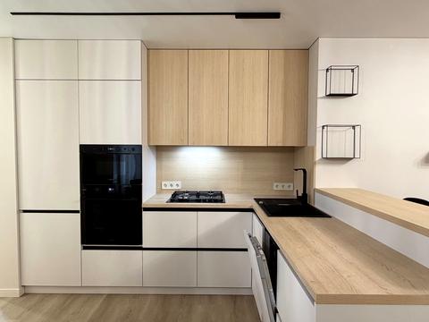 квартира за адресою Степана Бандери вул., 77-Б