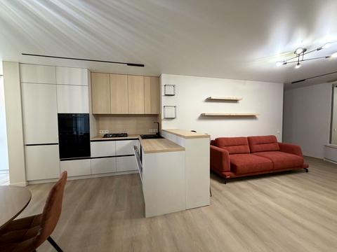 квартира за адресою Степана Бандери вул., 77-Б