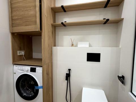 квартира за адресою Степана Бандери вул., 77-Б