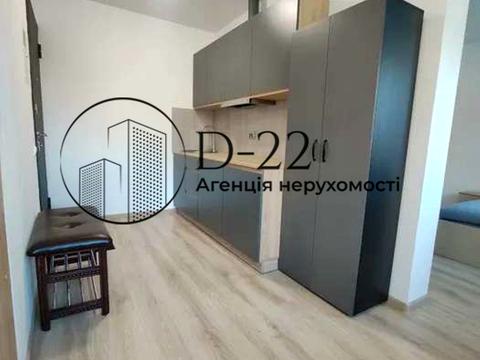 квартира за адресою Залізнична вул., 1