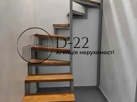 квартира за адресою Залізнична вул., 1