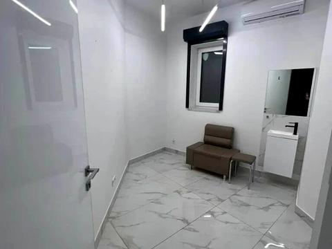 комерційна за адресою Шевченка пров., 9