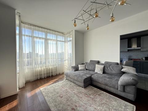 квартира за адресою Гетьмана Івана Мазепи вул. (Топольна), 1