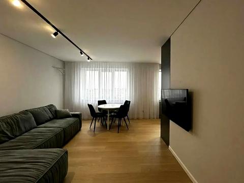 квартира за адресою Володимира Івасюка вул., 10