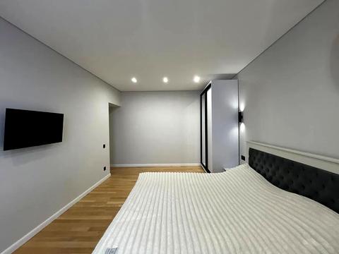 квартира за адресою Володимира Івасюка вул., 10