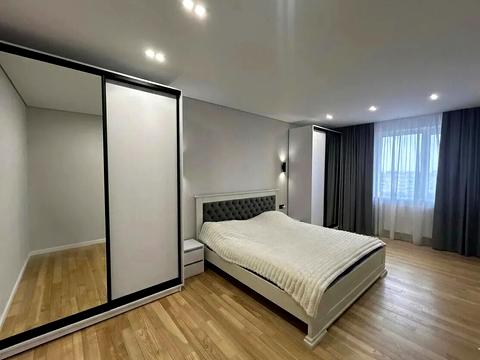 квартира за адресою Володимира Івасюка вул., 10