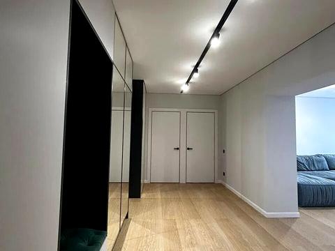 квартира за адресою Володимира Івасюка вул., 10