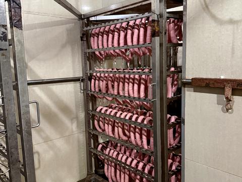 комерційна за адресою с. Тучин, Освіти, 4