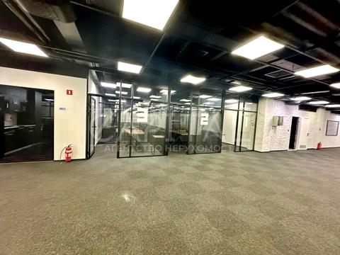 комерційна за адресою Вадима Гетьмана вул., 1-В