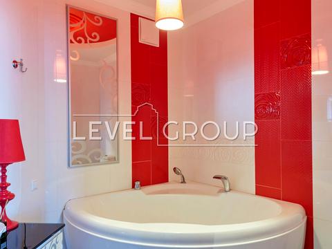 квартира за адресою Любомира Гузара просп. (Космонавта Комарова), 26