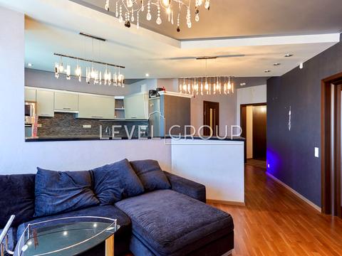 квартира за адресою Любомира Гузара просп. (Космонавта Комарова), 26