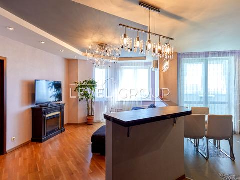 квартира за адресою Любомира Гузара просп. (Космонавта Комарова), 26