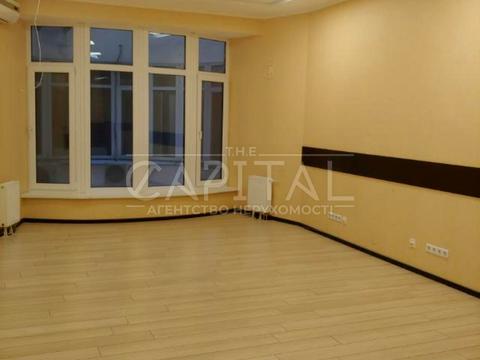 комерційна за адресою Кловський узвіз (Кловський), 7a