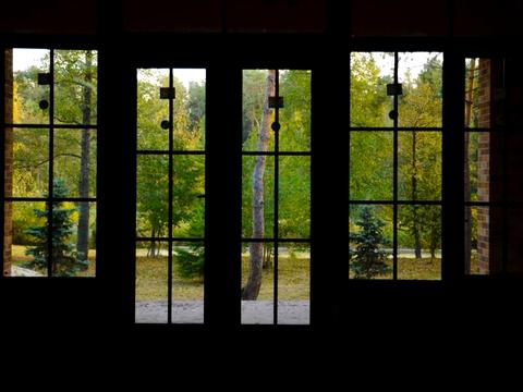 будинок за адресою вишнева, 6