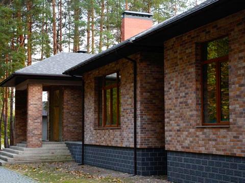 будинок за адресою вишнева, 6