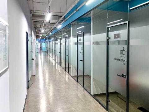 комерційна за адресою Сім'ї Прахових вул. (Гайдара), 54