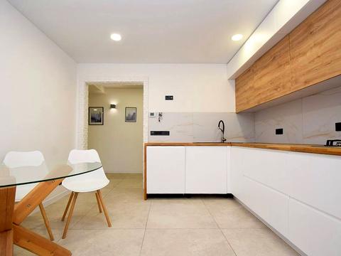 квартира за адресою Рєпіна вул., (Будинок)