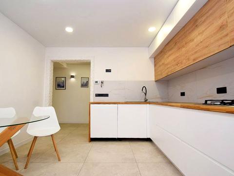 квартира за адресою Рєпіна вул., (Будинок)