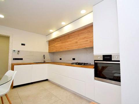 квартира за адресою Рєпіна вул., (Будинок)