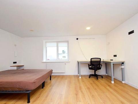 квартира за адресою Рєпіна вул., (Будинок)