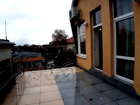 комерційна за адресою Феденця, 46