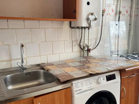 квартира за адресою Серпнева вул., 12