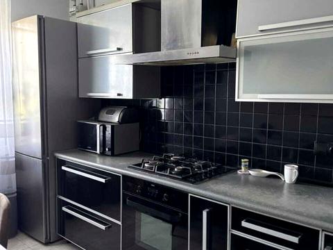 квартира за адресою Панаса Мирного вул., 21/1