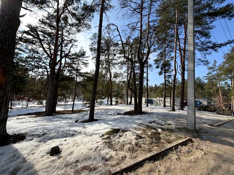 участок по адресу 10-я Линия ул.