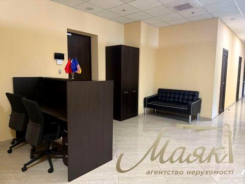 коммерческая по адресу Михаила Грушевского ул., 9б