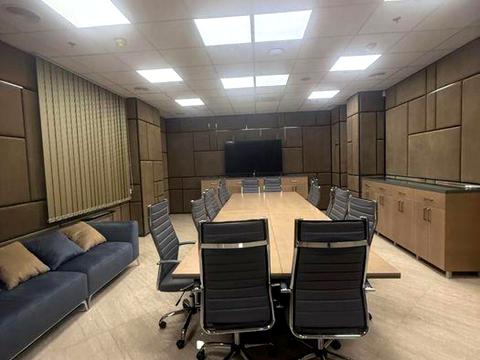 коммерческая по адресу Михаила Грушевского ул., 9б