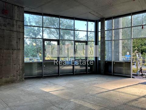 комерційна за адресою Андрія Верхогляда вул. (Михайла Драгомирова), 20