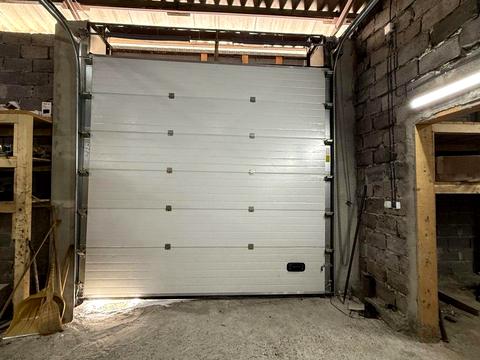 комерційна за адресою Лесі Українки, 34