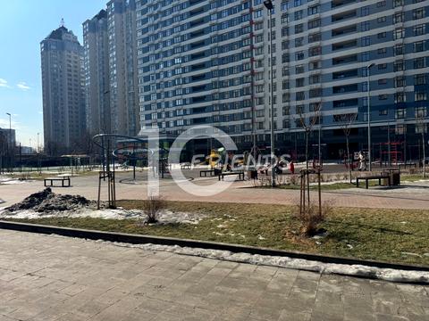 комерційна за адресою Євгена Сверстюка вул. (Марини Раскової), 6-Д