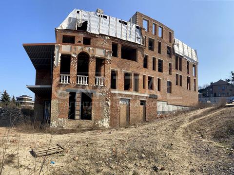 комерційна за адресою Ломаківська вул. (Мічуріна), 15-17