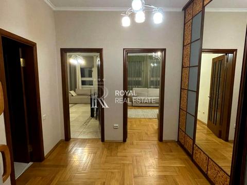 квартира за адресою Шота Руставелі вул., 44