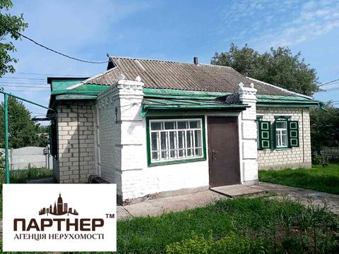 дом по адресу Центральна, 1