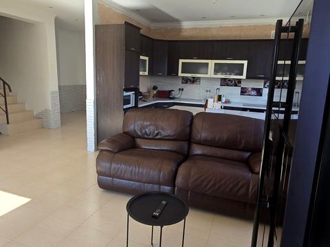 будинок за адресою Київська