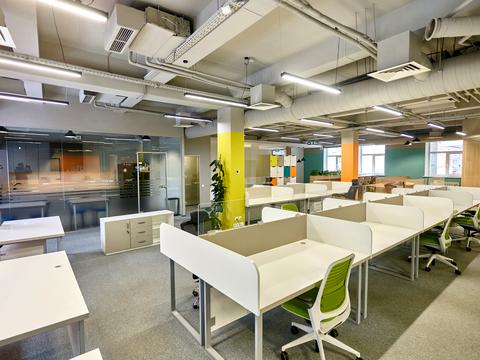 комерційна за адресою Сім'ї Прахових вул. (Гайдара), 52