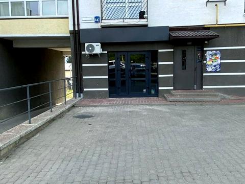 комерційна за адресою Пасічна вул., (Будинок 1)