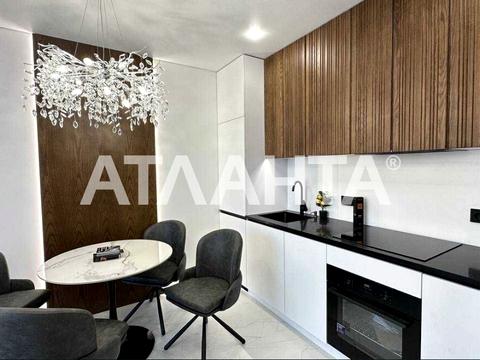 квартира за адресою Літературна вул., 13