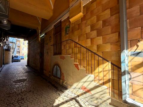 квартира за адресою Святослава Караванського вул. (Жуковського), 22