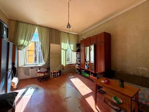 квартира за адресою Святослава Караванського вул. (Жуковського), 22