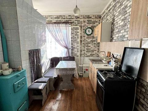 будинок за адресою Набережна, 35