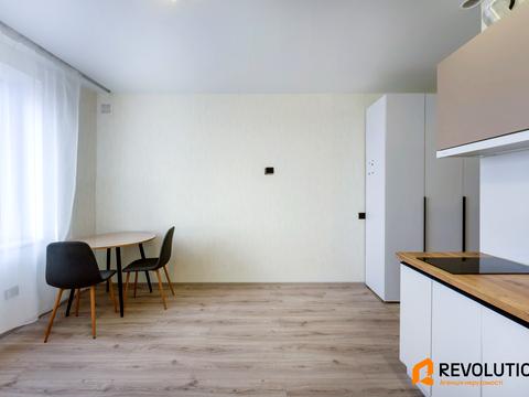 квартира по адресу Героев Небесной Сотни просп., (Будинок 20/10)