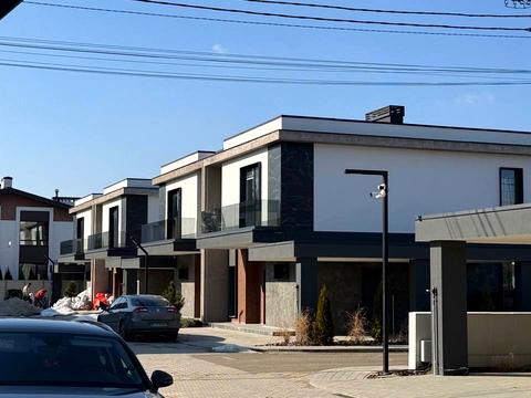 дом по адресу Дзеркальна