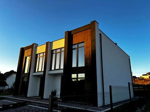 коммерческая по адресу Наталії Забіли, 10