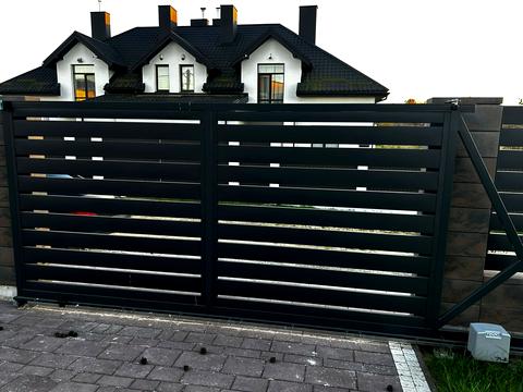 коммерческая по адресу Наталії Забіли, 10