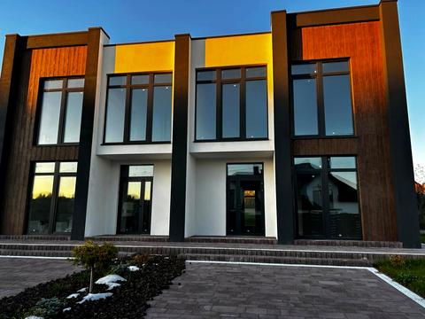 коммерческая по адресу Наталії Забіли, 10