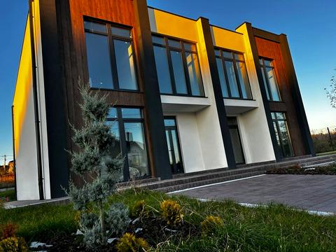 коммерческая по адресу Наталії Забіли, 10